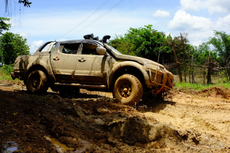 Ảnh hành trình tiền trạm cùng hội Xe Địa Hình Sài Gòn cho giải off-road "khủng" SAT 2012