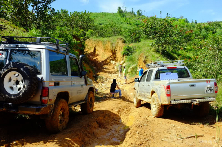 Ảnh hành trình tiền trạm cùng hội Xe Địa Hình Sài Gòn cho giải off-road "khủng" SAT 2012