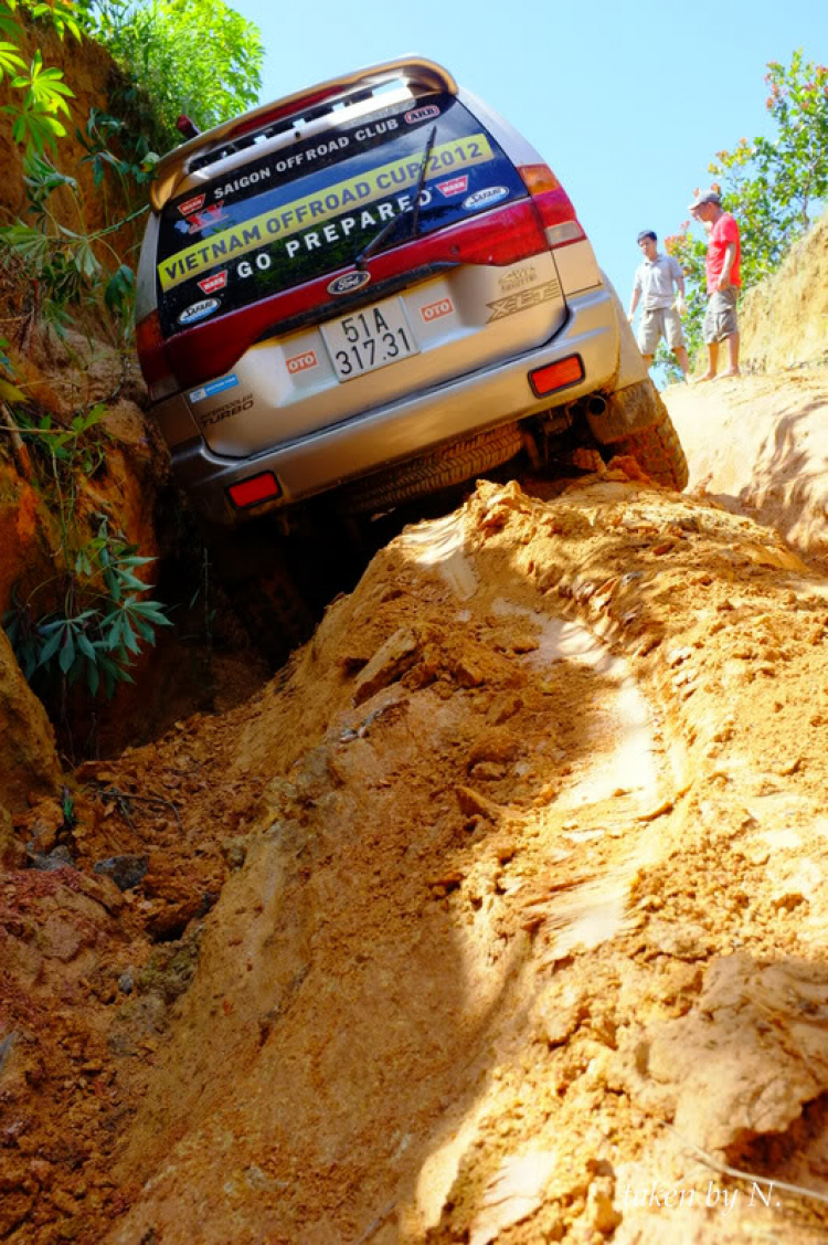 Ảnh hành trình tiền trạm cùng hội Xe Địa Hình Sài Gòn cho giải off-road "khủng" SAT 2012