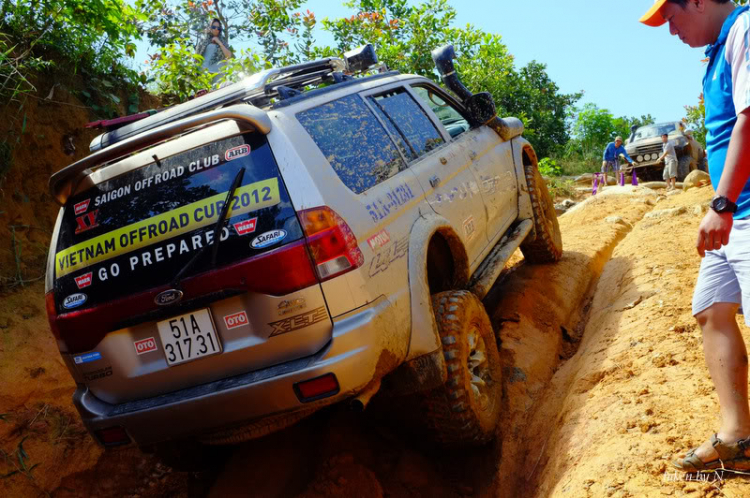 Ảnh hành trình tiền trạm cùng hội Xe Địa Hình Sài Gòn cho giải off-road "khủng" SAT 2012