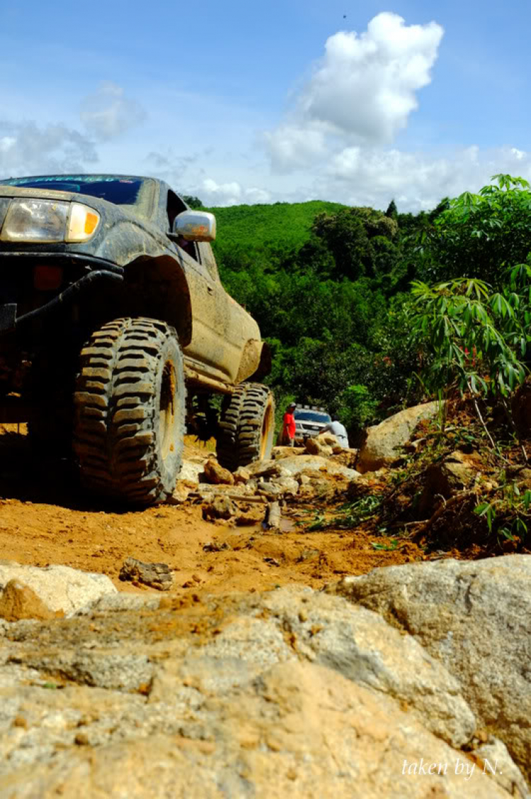 Ảnh hành trình tiền trạm cùng hội Xe Địa Hình Sài Gòn cho giải off-road "khủng" SAT 2012