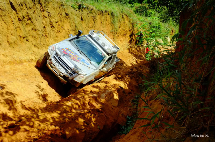 Ảnh hành trình tiền trạm cùng hội Xe Địa Hình Sài Gòn cho giải off-road "khủng" SAT 2012