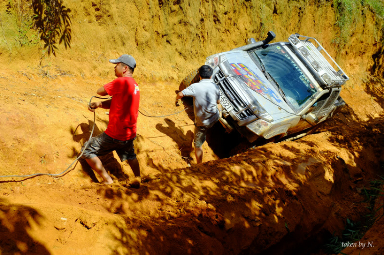 Ảnh hành trình tiền trạm cùng hội Xe Địa Hình Sài Gòn cho giải off-road "khủng" SAT 2012