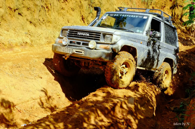 Ảnh hành trình tiền trạm cùng hội Xe Địa Hình Sài Gòn cho giải off-road "khủng" SAT 2012