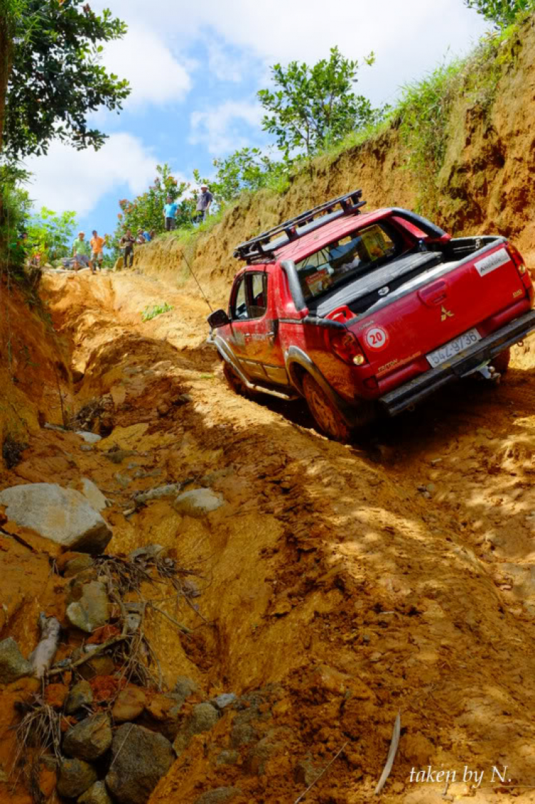 Ảnh hành trình tiền trạm cùng hội Xe Địa Hình Sài Gòn cho giải off-road "khủng" SAT 2012