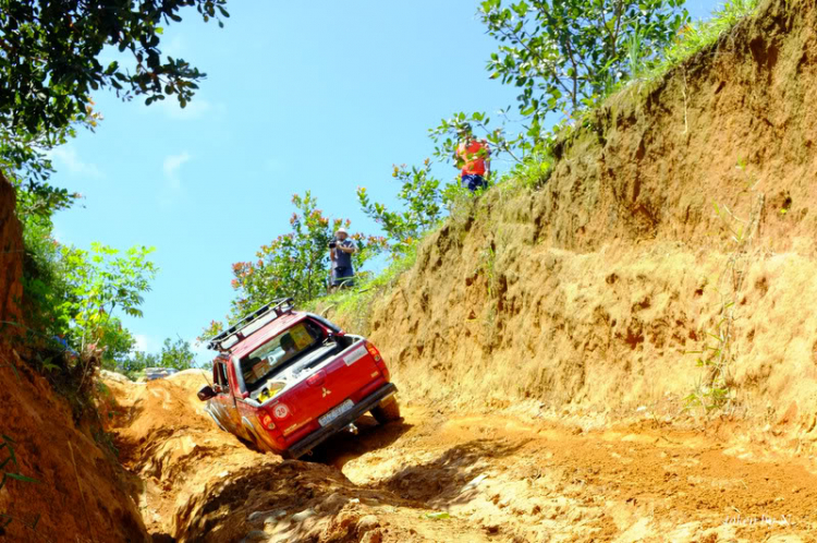 Ảnh hành trình tiền trạm cùng hội Xe Địa Hình Sài Gòn cho giải off-road "khủng" SAT 2012