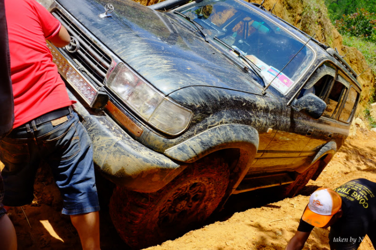 Ảnh hành trình tiền trạm cùng hội Xe Địa Hình Sài Gòn cho giải off-road "khủng" SAT 2012