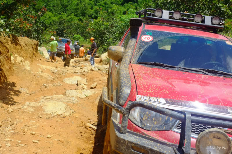 Ảnh hành trình tiền trạm cùng hội Xe Địa Hình Sài Gòn cho giải off-road "khủng" SAT 2012