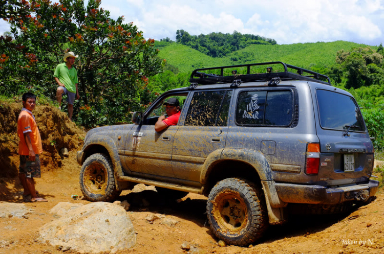 Ảnh hành trình tiền trạm cùng hội Xe Địa Hình Sài Gòn cho giải off-road "khủng" SAT 2012