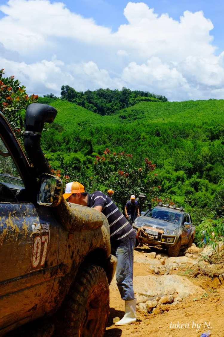 Ảnh hành trình tiền trạm cùng hội Xe Địa Hình Sài Gòn cho giải off-road "khủng" SAT 2012