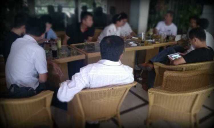 S.O.S - Cafe, off chai nhanh gọn không hẹn trước