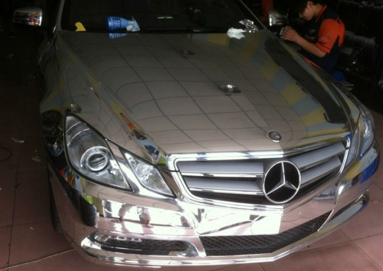 Đổi màu Mercedes E300 hehe Đổi màu Mercedes E300 hehe