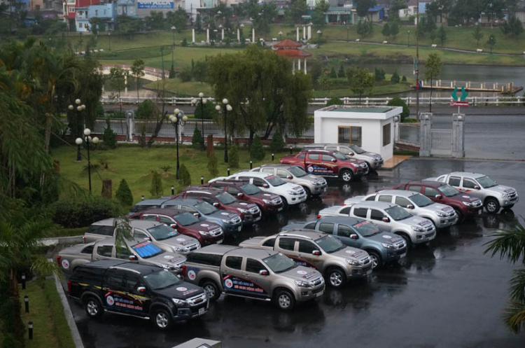 Đoàn Caravan Isuzu D-Max tham gia hành trình "Kết nối đam mê - sẻ chia cộng đồng" Đoàn Caravan Isuzu D-Max tham gia hành trình "Kết nối đam mê - sẻ chia cộng đồng"