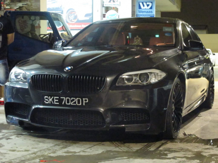 Bodykit M5 chính hãng cho xe của bác nào đây ạ?