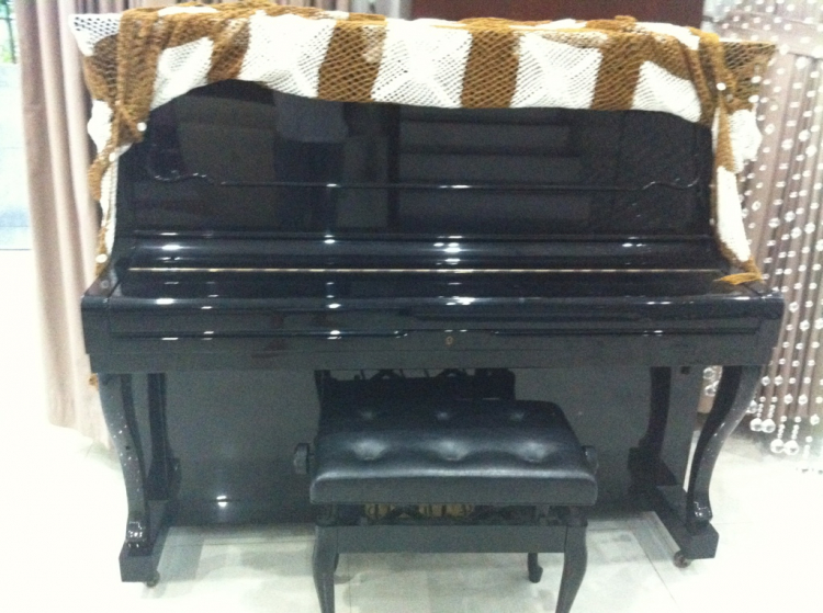 Cần tư vấn mua Piano cho con gái 11 tuổi