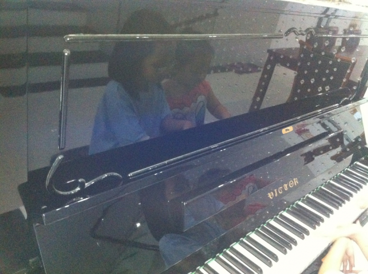 Cần tư vấn mua Piano cho con gái 11 tuổi