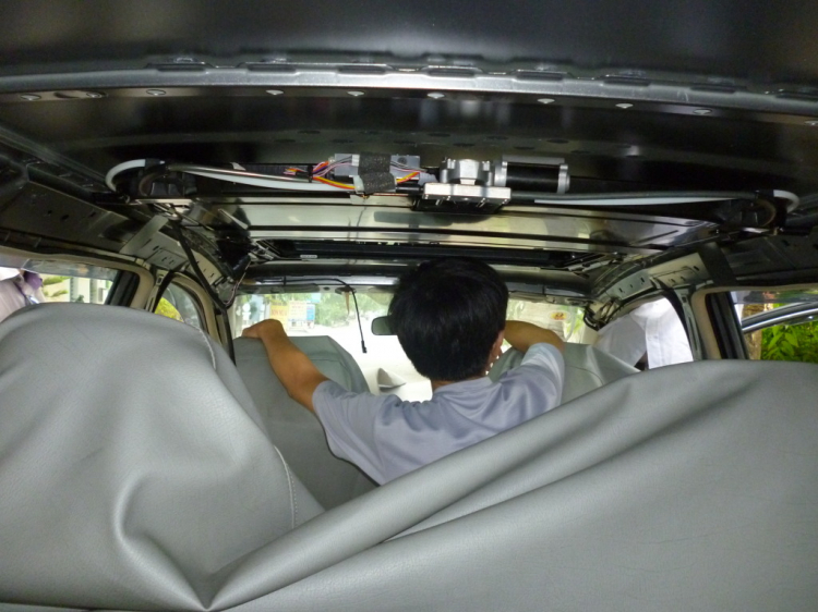 CỬA SỔ TRỜI SUNROOF KHUYẾN MÃI CỰC HOT NHÂN DỊP CUỐI NĂM