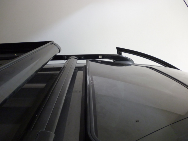 CỬA SỔ TRỜI SUNROOF KHUYẾN MÃI CỰC HOT NHÂN DỊP CUỐI NĂM