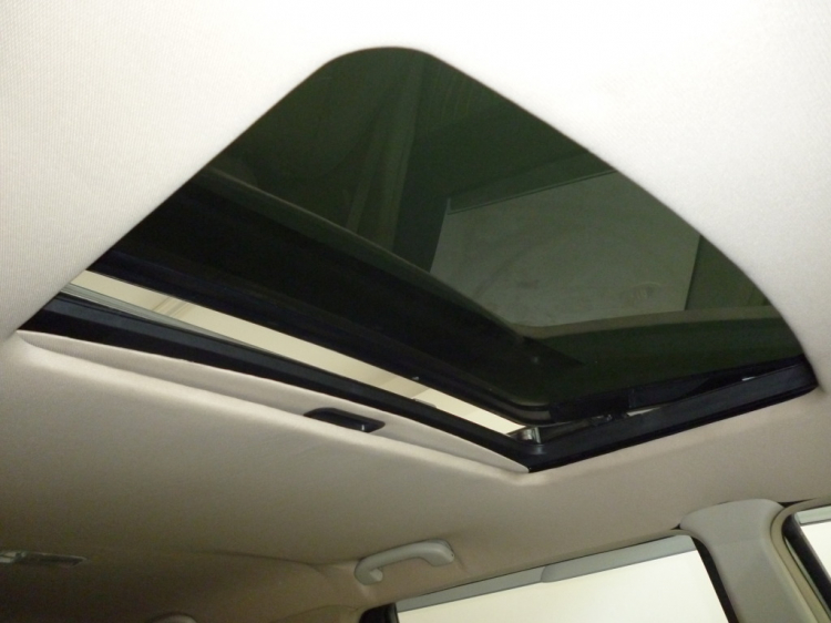 CỬA SỔ TRỜI SUNROOF KHUYẾN MÃI CỰC HOT NHÂN DỊP CUỐI NĂM