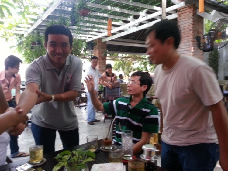 S.O.S - Cafe, off chai nhanh gọn không hẹn trước