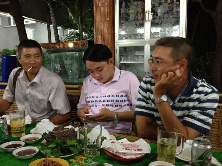 Hội "Thi Ca Bo Ke"