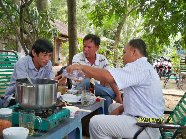 Accord Club: Tụ tập vui chơi, cà phê, ọp ẹp Accord Club: Tụ tập vui chơi, cà phê, ọp ẹp