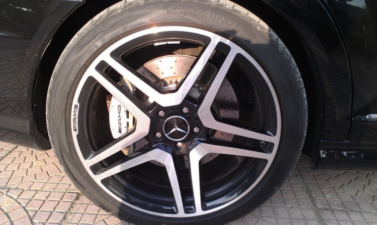 Khám phá S63 AMG 2012 với gói Designo tuyệt đẹp: Giá 12 tỷ (ra biển trắng). Khám phá S63 AMG 2012 với gói Designo tuyệt đẹp: Giá 12 tỷ (ra biển trắng).
