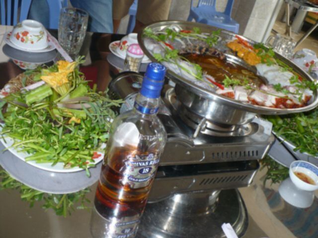 S.O.S - Cafe, off chai nhanh gọn không hẹn trước S.O.S - Cafe, off chai nhanh gọn không hẹn trước
