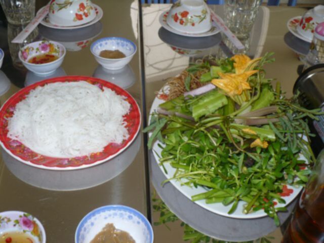 S.O.S - Cafe, off chai nhanh gọn không hẹn trước S.O.S - Cafe, off chai nhanh gọn không hẹn trước