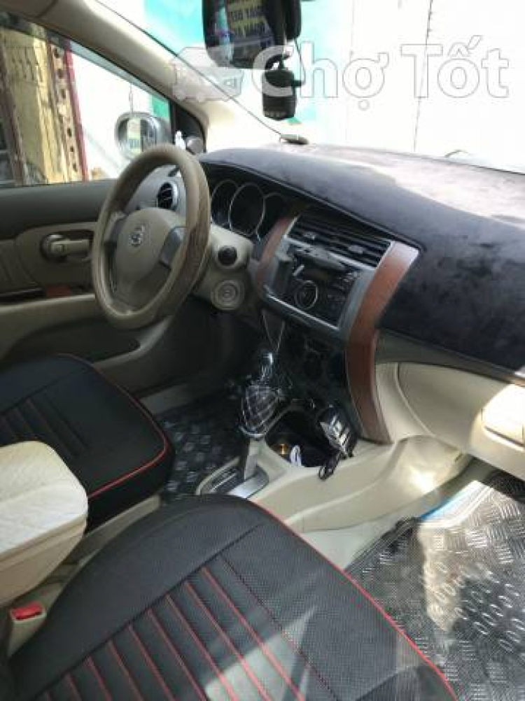 Tìm ace chơi xe Nissan Grand Livina Tìm ace chơi xe Nissan Grand Livina