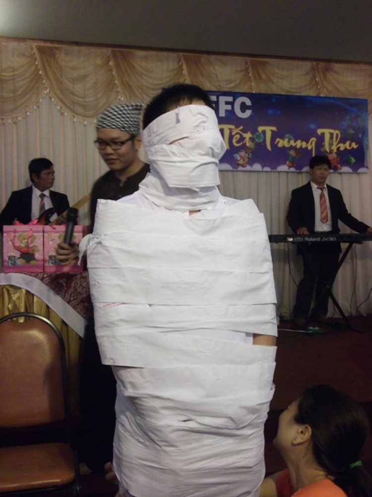 Vui tết trung thu cùng các thành viên nhí của FFC Vui tết trung thu cùng các thành viên nhí của FFC