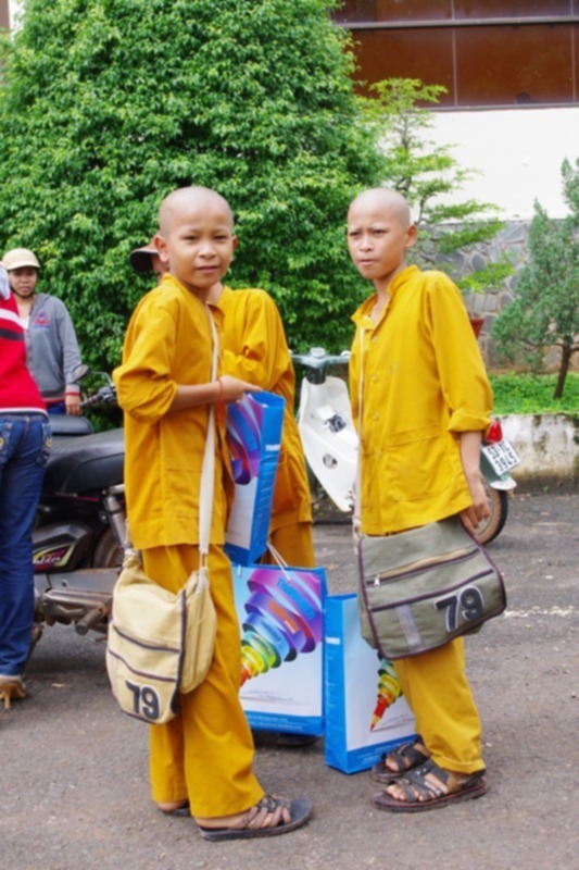 MFC trao quà trung thu cho trẻ em nghèo tại Bình phước ngày 29.9