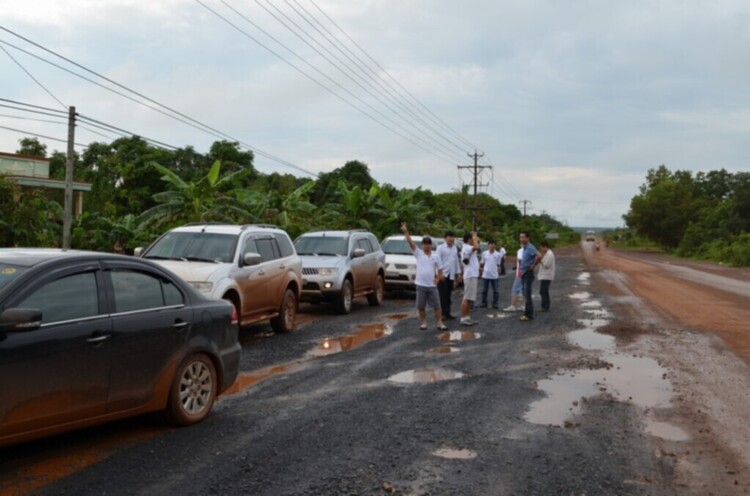 MFC trao quà trung thu cho trẻ em nghèo tại Bình phước ngày 29.9