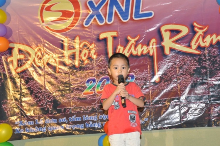 OS.XNL- Hình ảnh ĐÊM HỘI TRĂNG RẰM 2012