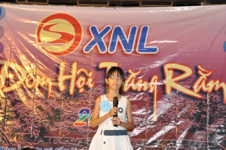 OS.XNL- Hình ảnh ĐÊM HỘI TRĂNG RẰM 2012