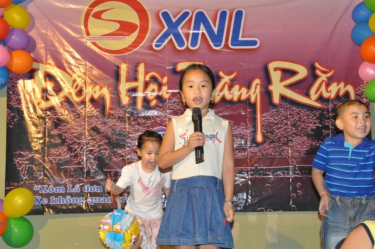 OS.XNL- Hình ảnh ĐÊM HỘI TRĂNG RẰM 2012