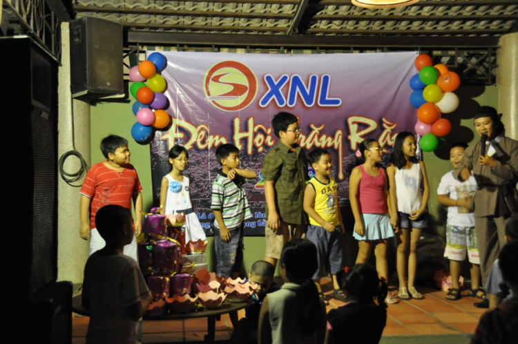 OS.XNL- Hình ảnh ĐÊM HỘI TRĂNG RẰM 2012