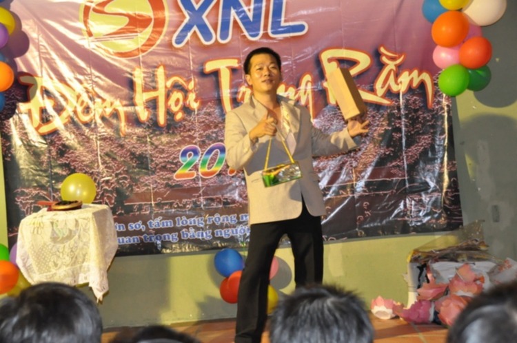 OS.XNL- Hình ảnh ĐÊM HỘI TRĂNG RẰM 2012