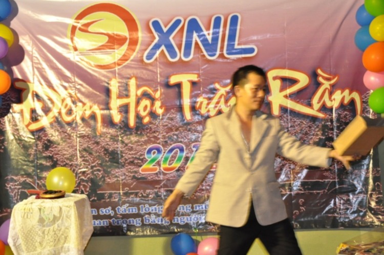 OS.XNL- Hình ảnh ĐÊM HỘI TRĂNG RẰM 2012