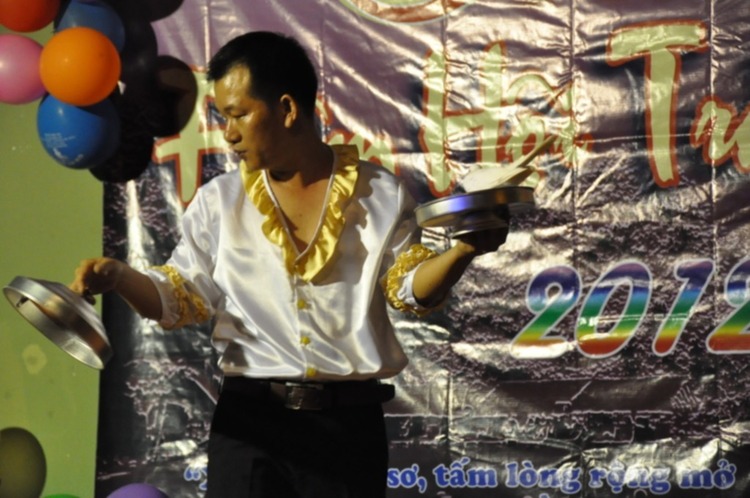 OS.XNL- Hình ảnh ĐÊM HỘI TRĂNG RẰM 2012