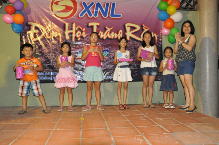 OS.XNL- Hình ảnh ĐÊM HỘI TRĂNG RẰM 2012