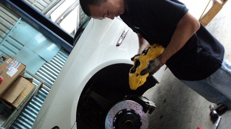 E mới gắn BREMBO cho F10 Series 5 E mới gắn BREMBO cho F10 Series 5