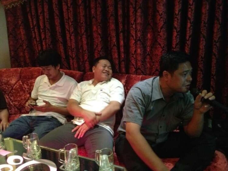 Hội "Thi Ca Bo Ke"