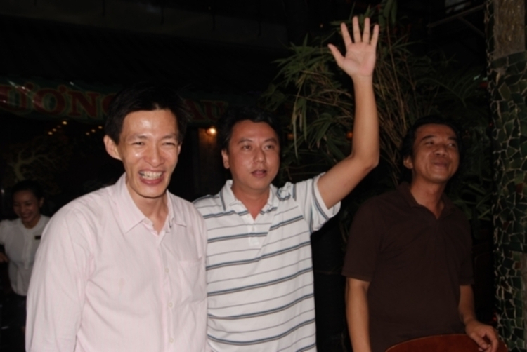 Hội "Thi Ca Bo Ke"