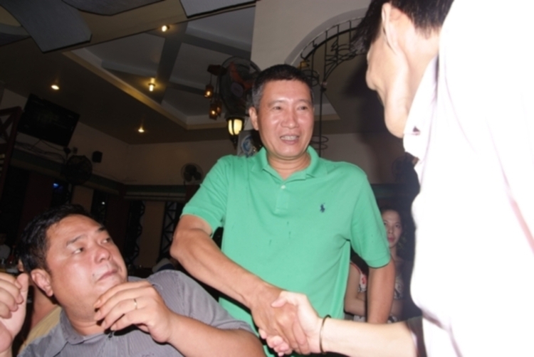Hội "Thi Ca Bo Ke"