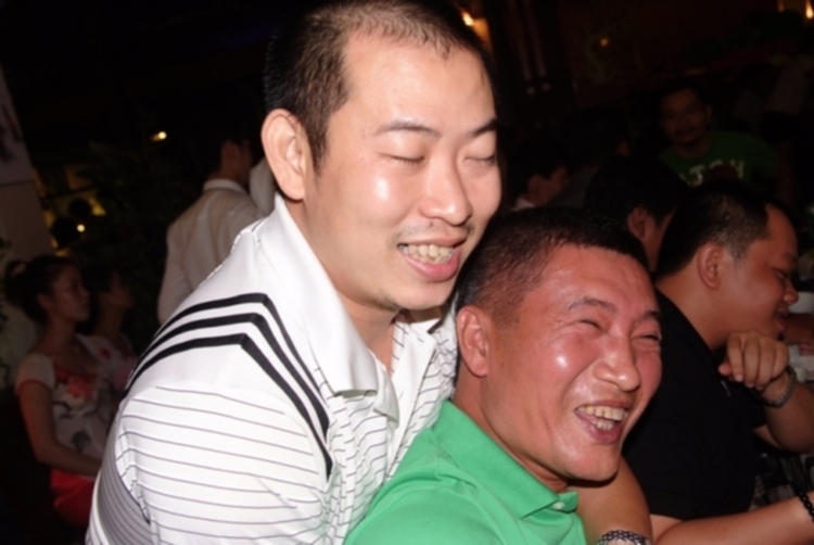 Hội "Thi Ca Bo Ke"