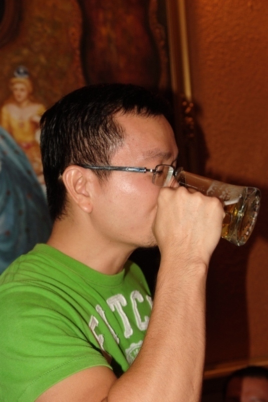Hội "Thi Ca Bo Ke"