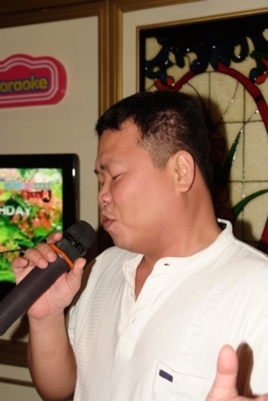 Hội "Thi Ca Bo Ke"