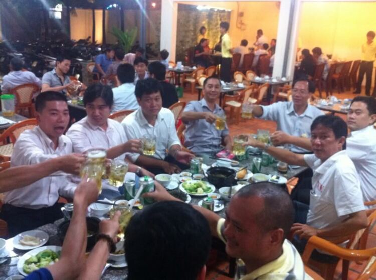 Thứ Ba: Ngày Hội Kết Nối Thành Viên
