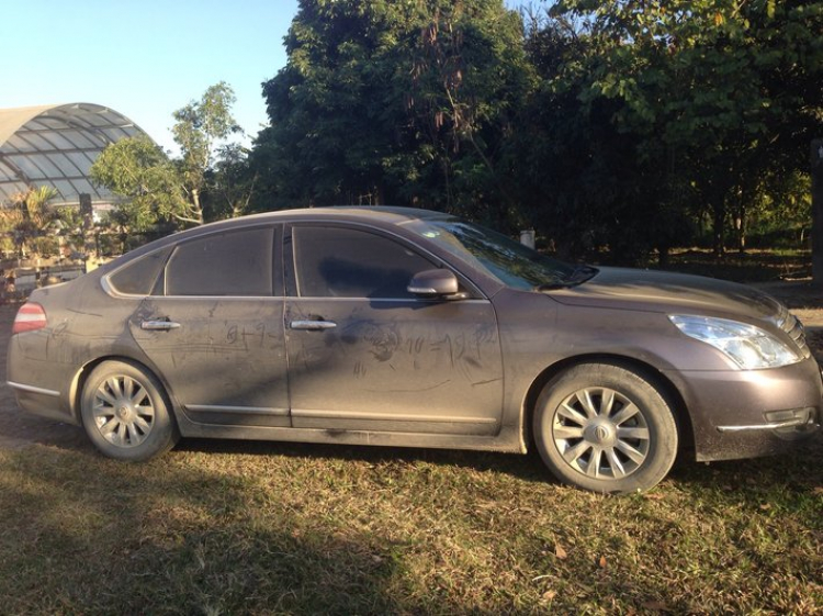 NISSAN TEANA SAIGON